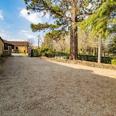 Villa Avec Piscine Sur Le Domaine D'un Chateau