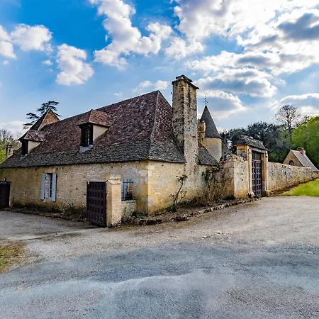 Villa Avec Piscine Sur Le Domaine D'un Chateau